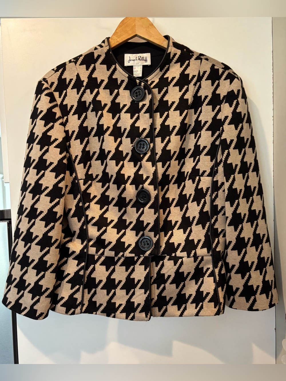 Joseph Ribkoff black &  tan houndstooth 3/4 sleeve jacket size 12 new!